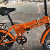 Bicicletta engwe pieghevole elettrica