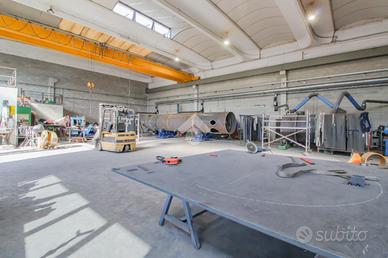 CAPANNONE A SAN ZENONE AL LAMBRO