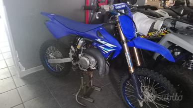 MOTO yz