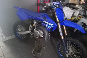MOTO yz