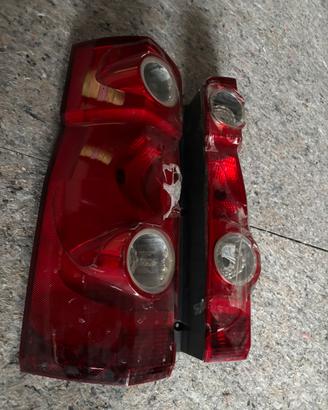 Vw crafter coppia fari posteriori rotti