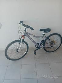 mountain bike ragazza