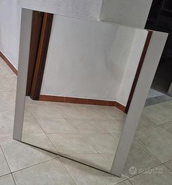 Specchio moderno nuovo