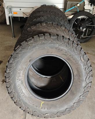 5 BFGoodrich AT KO2 315 70 R17