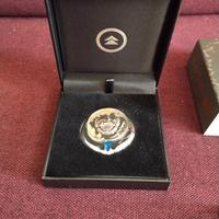 Spilla celebrativa Ghost of tsushima Living Legend