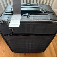Trolley Burberry cabina
