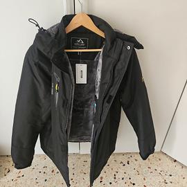 Giacca tecnica outdoor nera impermeabile