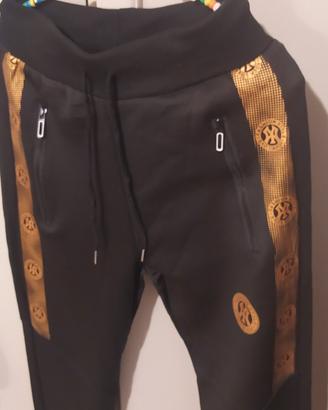 pantaloni tuta