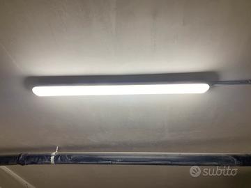 illuminaziine per box/garage/officine