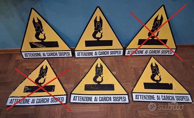 cartello carichi sospesi 