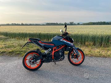 KTM DUKE 390