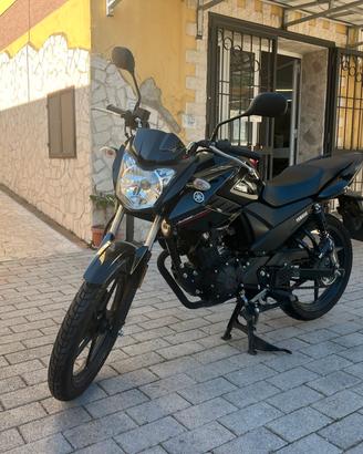 Yamaha YS 125