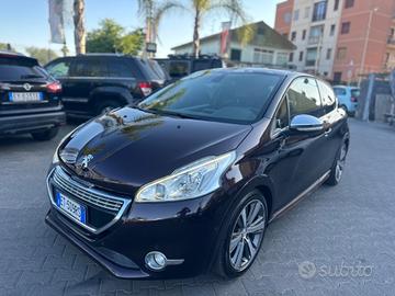 Peugeot 208 1.6 e-HDi 115 CV Stop&Start 3 porte XY