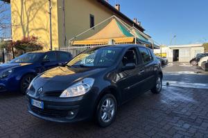 Renault Clio 1.2 16V 5 porte Dynamique