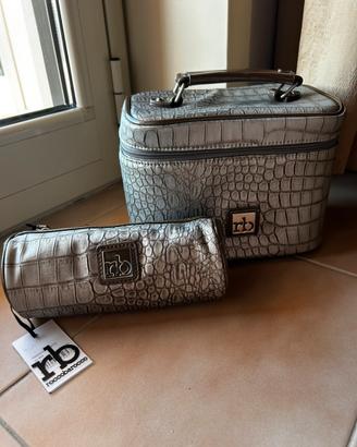 Set portatrucchi Roccobarocco con targhetta
