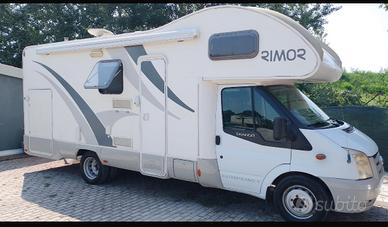 Camper Ford