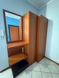 Mobile armadio per ingresso