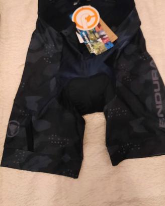 Pantaloncino MTB con fondello