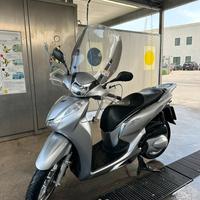 Honda Sh 300