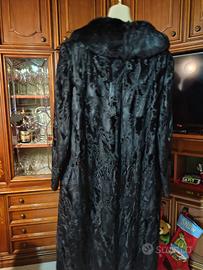 PELLICCIA DI ASTRAKAN