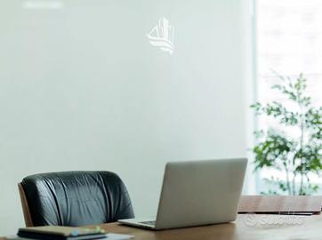 Ufficio con posti auto a Laives