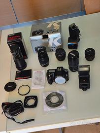 Pentax K100 con kit obiettivi