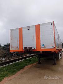 Semirimorchio ribaltabile