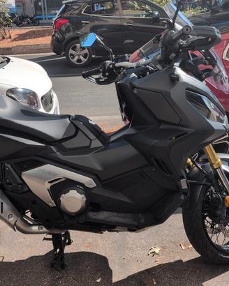 HONDA X-ADV 750 (2022)