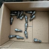 Bulloni ruota Citroen e peugeot