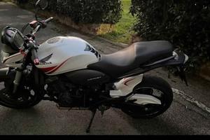 Honda hornet 600