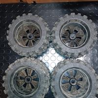 gomme Monster truck 1/8