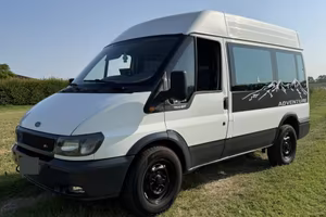 Ford transit 9 posti
