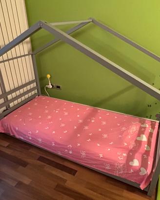 Letto cameretta bambini stile Montessori