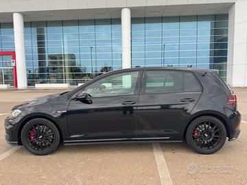 GOLF GTI PERFORMANCE