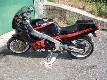 YAMAHA FZR 1000