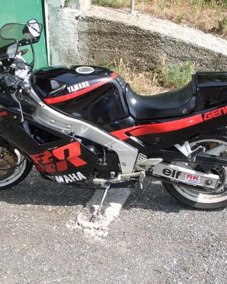YAMAHA FZR 1000
