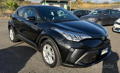 Toyota C-HR 1.8 Hybrid E-CVT Lounge