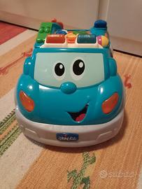 Automobile in plastica