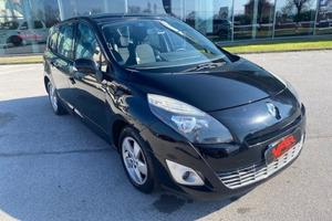 RENAULT Scenic 1.9 dCi 130CV "7 POSTI"