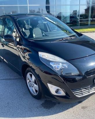 RENAULT Scenic 1.9 dCi 130CV "7 POSTI"