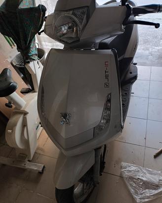 Peugeot vivacity 50