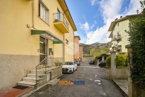 4 LOCALI A RICCÒ DEL GOLFO DI SPEZIA