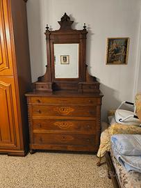 comò ottocentesco con specchiera