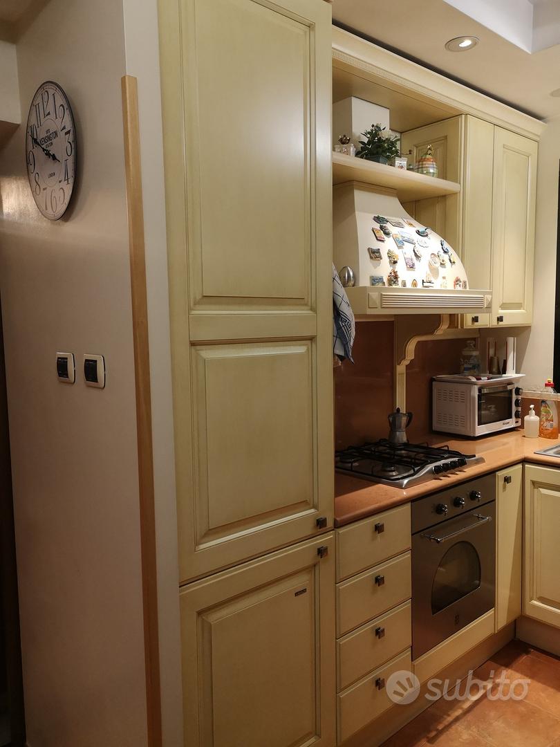 Cucine Berloni Athena Berloni Sedie Sedie Pieghevoli Volantino