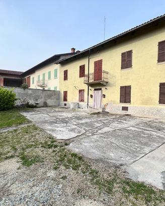CASA SEMINDIPENDENTE A PIEA