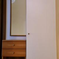 Mobile ingresso con specchio