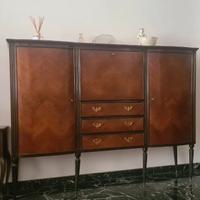 Mobile Alto Vintage in Legno