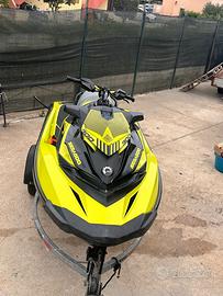 Moto d'acqua sea doo rotax rxp 300