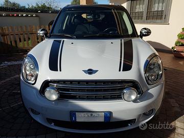 MINI Countryman Cooper D  SI Neopatentati