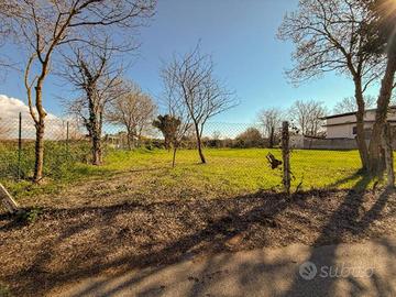 Terreno di 1000 m² a Roma